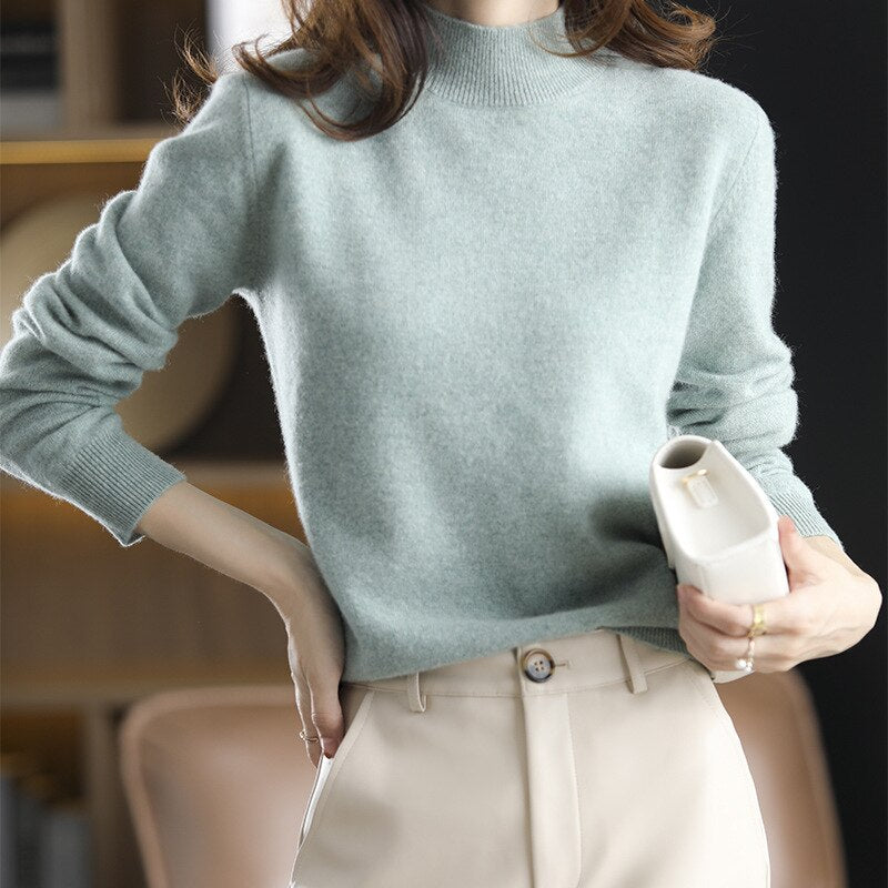 Women's Green Loose Soft Solid Color Casual Sweater - D'Zani Fashion