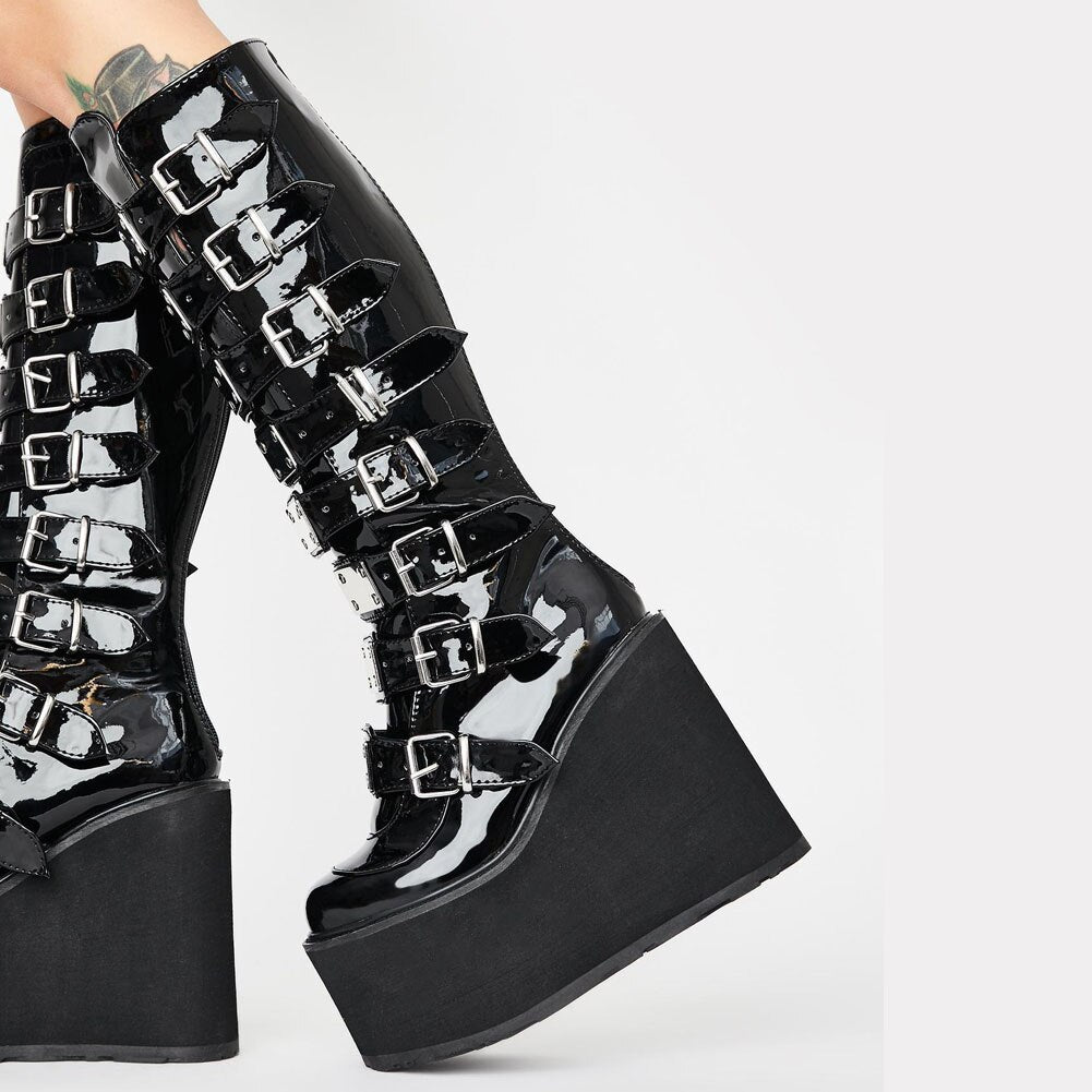 Women's Gothic Metal Buckle Round Toe Boots - D'Zani Fashion