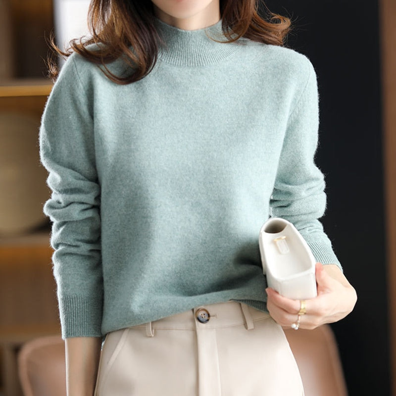 Women's Green Loose Soft Solid Color Casual Sweater - D'Zani Fashion